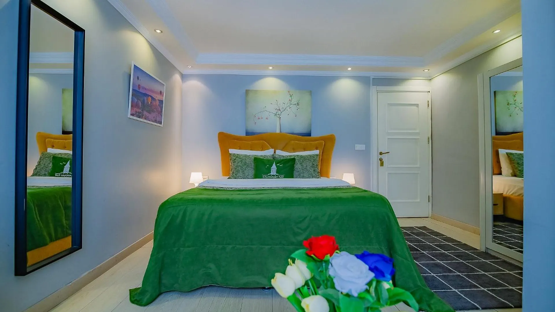 Galata Nil Suite Стамбул 3*,