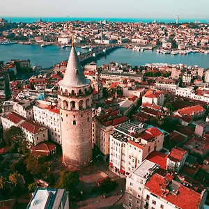 Taksim Istiklal Street Kamilbey Sueites Стамбул